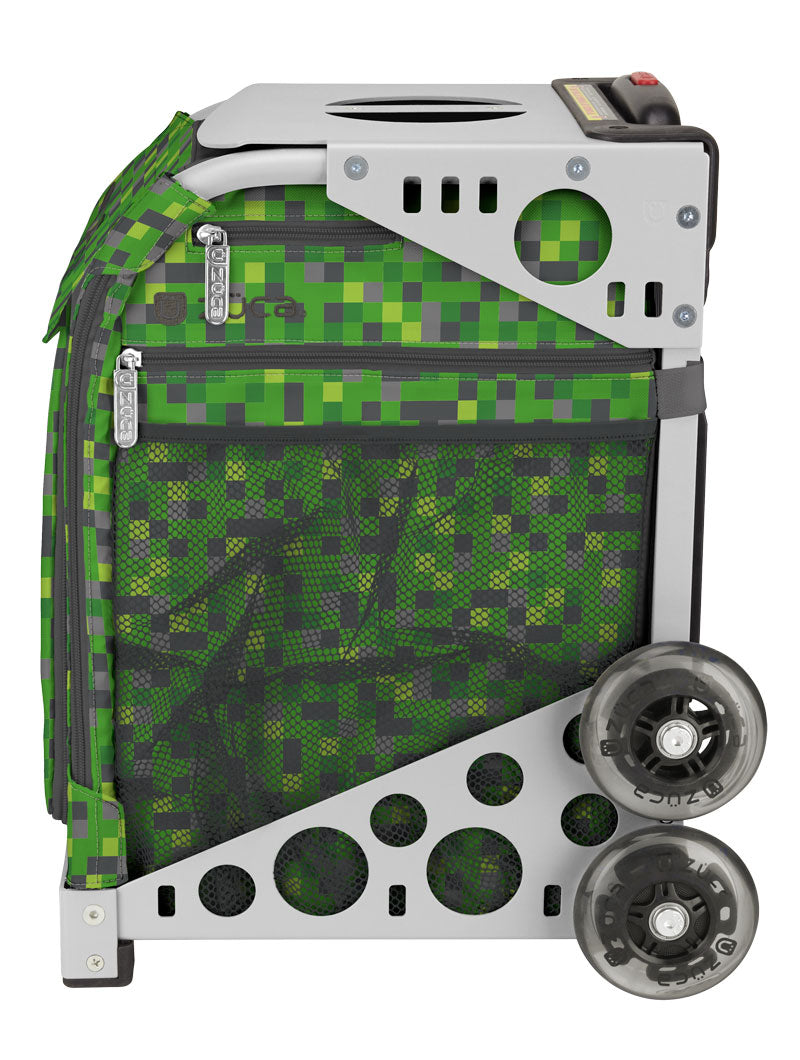 Green Screen Sport - White_frame_flashing_wheels