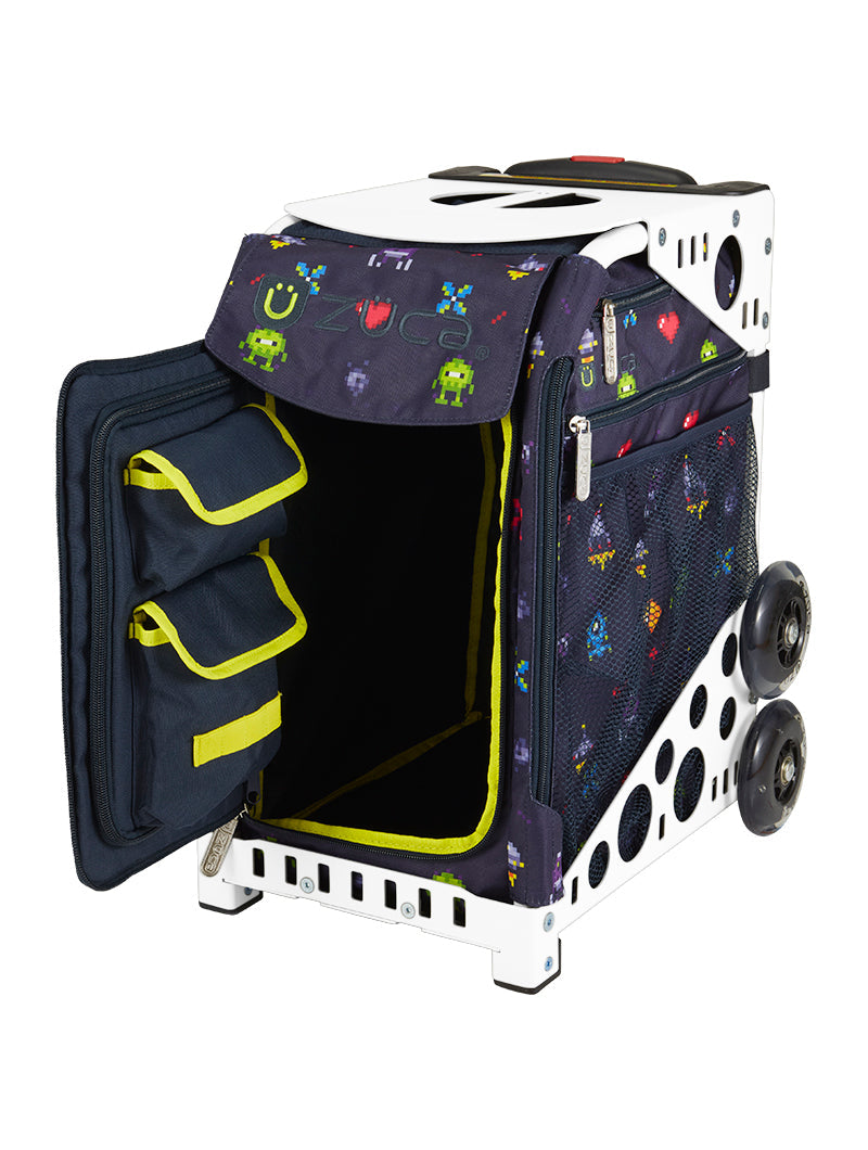 Pixel Play Sport - White_frame_flashing_wheels