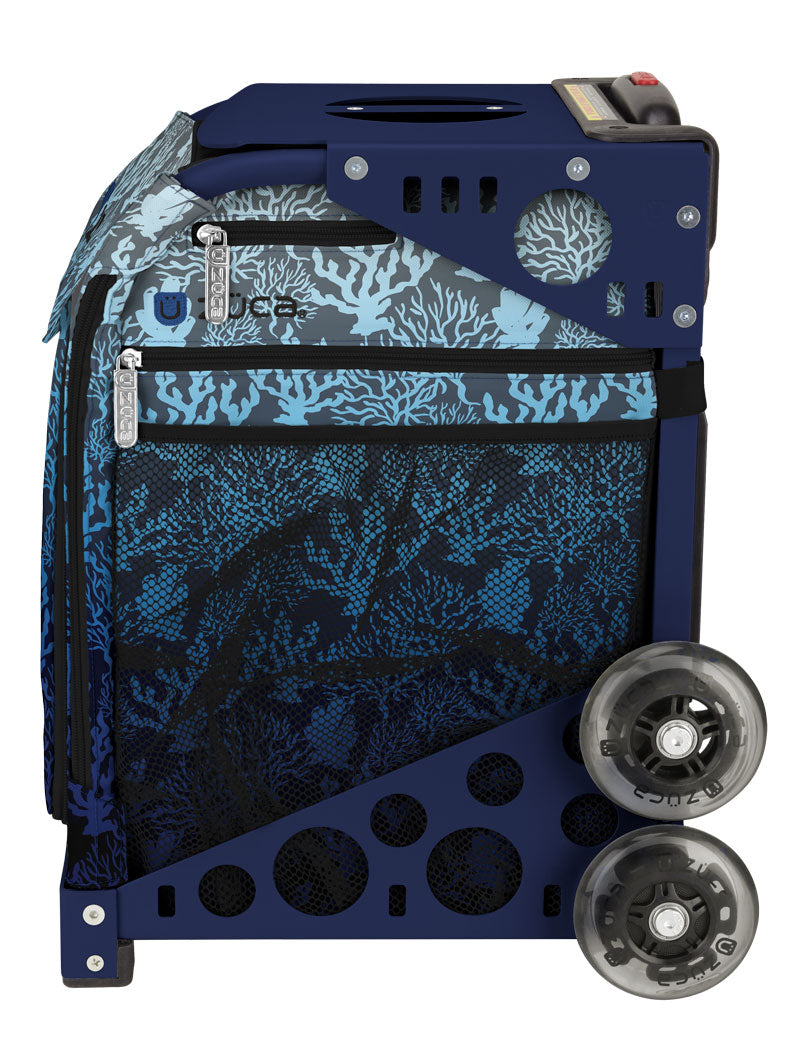 Reef Sport + Lunchbox - Navy_frame_flashing_wheels